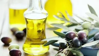 3 utilizari miraculoase ale uleiului obisnuit pentru frumusete