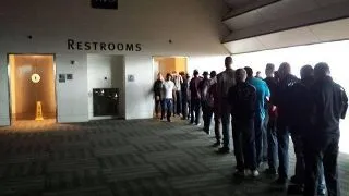 Angajatii unei companii americane au voie doar 6 minute pe zi la toaleta!
