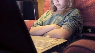 De ce statul pe Facebook te face atat de nefericit?