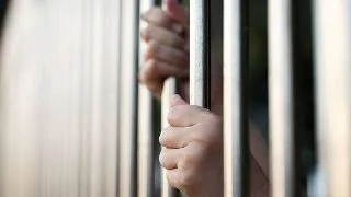 5 motive psihologice pentru care oamenii buni insala, mint si fura