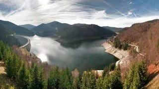 Travel: Viziteaza Valea Draganului, cu peisajele ei de vis!