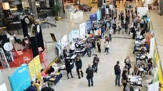 150 de companii angajeaza studenti si absolventi la Targul de Cariere!