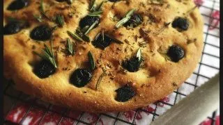 Reteta zilei: Cea mai usoara si gustoasa focaccia ever