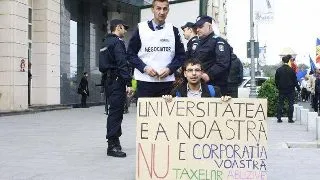 Studentii UB au protestat fata de conditiile de cazare din camine