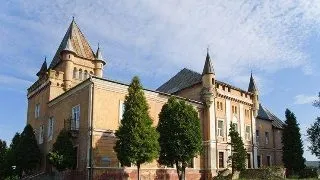 Travel: Viziteaza Castelul Kendeffy din Hunedoara!