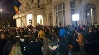 Mesajul tinerilor romani din diaspora dupa alegerile de duminica: ?Victorie pentru democratie, victorie pentru Romania!?