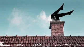 O femeie goala a incercat sa se strecoare pe horn intocmai ca Mos Craciun! Urmarea?