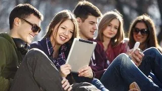 10 idei pentru a te distra mai mult, mai bine in 2015 impreuna cu prietenii din facultate!