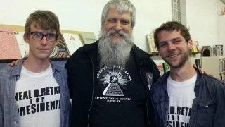 Un student a calatorit 8.000 km ca sa cunoasca un strain recomandat de Facebook ca prieten!