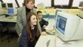 TREI ECHIPE DE TINERI ROMANI N FINALA DE LA PARIS A COMPETITIEI DE SIMULARI DE AFACERI PE COMPUTER "EUROPEAN CHALLENGE"