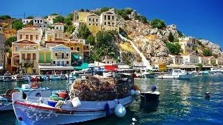 Te pregatesti pentru o vacanta in Grecia? Fa-ti temele din timp!