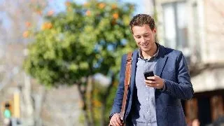 Esti dependent de smartphone? Cum iti poti da seama?