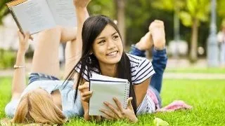 Te gandesti sa mai inveti cate ceva in vacanta? Participa la Targul Scolilor de Vara!