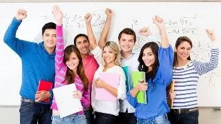 ADMITERE FACULTATE 2015: Cate locuri scot universitatile la concurs in acest an?