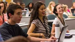 Concurs pe teme ecologice pentru studenti. Castigatorii merg in Norvegia!