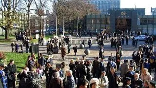Patru universitati din Marea Britanie ofera admitere pe loc in acelasi timp cu cele mai importante universitati din tara