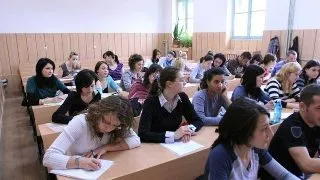Admitere la facultate, inainte de absolvirea liceului