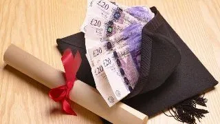 Lipsa de consiliere din liceu, platita din buzunarele viitorilor studenti