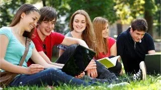Strategia studentilor la admitere, in defavoarea universitatilor