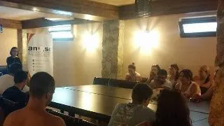 Accesul la educatie - mai mult o provocare decat un drept