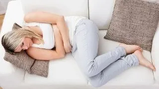 Scapa de durerile menstruale pentru totdeauna: 3 remedii naturale sigure!