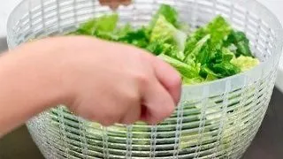 Ai cosmaruri? 10 alimente pe care trebuie sa le consumi ca sa scapi de ele