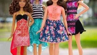 Uite cum arata noile papusi Barbie!