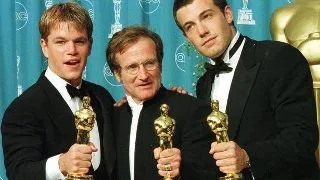 Matt Damon ?i Ben Affleck, gest impresionant pe covorul ro?u de la Globurile de Aur