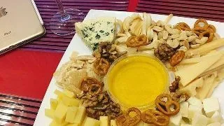 Tipuri de mancare care te pot adormi. Nu le consuma la serviciu sau la scoala
