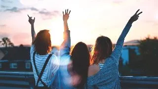 Prieteni adevarati! 4 zodii pe care te poti baza oricand! Nu te vor uita niciodata