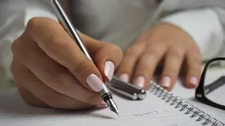 Tu cu ce scrii in cele mai importante momente din viata?