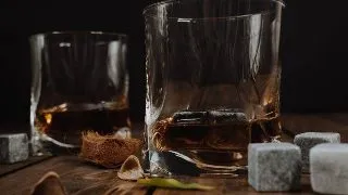 Sarbatoreste incheierea sesiunii cu un whisky de calitate!