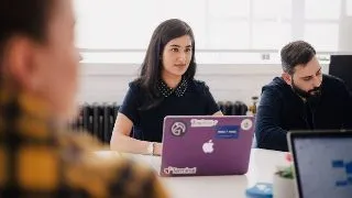Nici tu nu o sa te mai recunosti! Iata de ce sa apelezi la un curs de dezvoltare personala in Bucuresti!