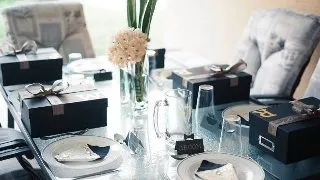 Prietenii tai se muta in casa noua? Iata care sunt cele mai inspirate cadouri pe care le poti face pentru o astfel de ocazie!