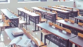 Ministerul Educatiei promite studentilor burse mai mari, digitalizare si  invatamant dual