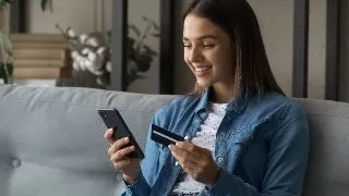 Sfaturile utile care te ajuta sa faci economii cand esti student