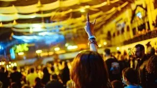 TOP 6 locuri in care poti merge in Bucuresti, pentru a manca, socializa si a te distra cu prietenii