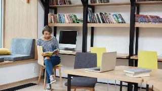 5 moduri creative de a-ti transforma camera de camin intr-un spatiu primitor