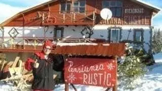 Cabane Valcan. CABANA RUSTIC