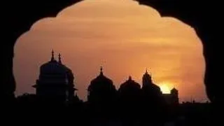 SPIRIT SI IUBIRE IN INDIA - NUVELE  VOLUMUL 1