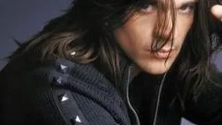 JUANES PREZINTA PREMIILE GRAMMY