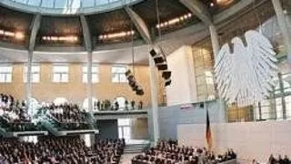 Stagii de practica platita la Bundestag-ul German
