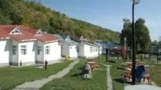 CENTRUL DE AGREMENT POIANA PINULUI - BUZAU