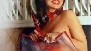 CALENDAR SEXY PROMOVEAZA IMAGINEA UNEI BANCI RUSESTI