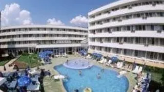 VARA LA HOTEL OASIS