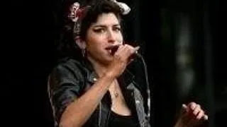 O NOUA SUPRADOZA AR PUTEA FI FATALA PENTRU AMY WINEHOUSE