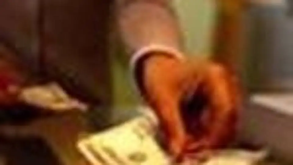 2/2000