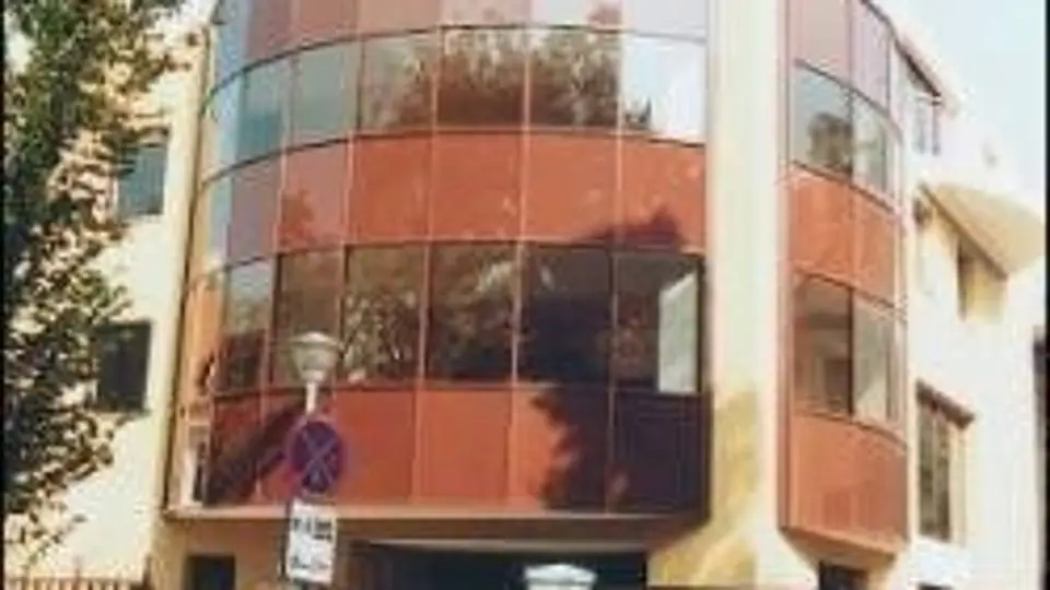 4/4153
